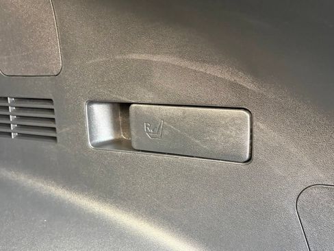 Used 2025 Kia EV6 Light AWD/4WD image 5