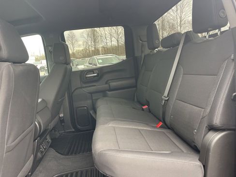 Used 2025 Chevrolet Silverado 1500 Custom image 12