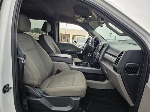 Used 2022 Ford F250 XLT w/ XLT Premium Package image 26