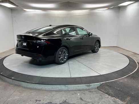 New 2026 Nissan Sentra SL image 5