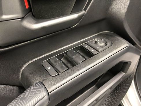 Used 2025 Toyota 4Runner TRD Off-Road image 13