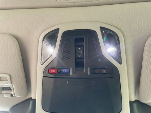 Used 2024 Subaru Legacy Limited image 27