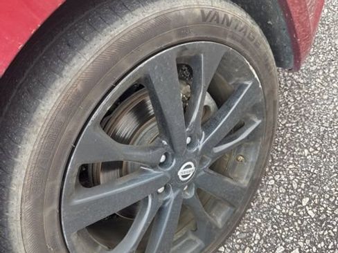 Used 2017 Nissan Altima 2.5 SR w/ Midnight Edition Package image 11