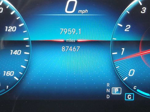 Used 2021 Mercedes-Benz GLE 350 4MATIC image 27
