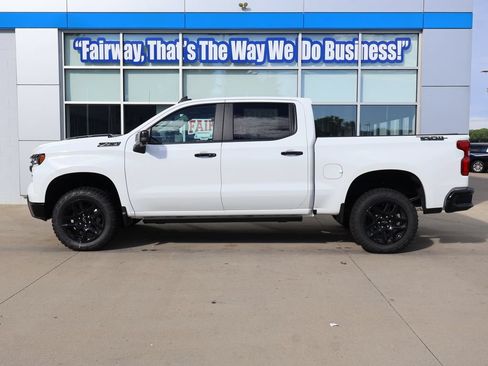 New 2026 Chevrolet Silverado 1500 LT Trail Boss w/ LT Trail Boss Premium Package AWD/4WD image 7