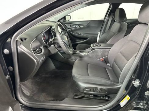 Used 2023 Chevrolet Malibu LT image 11