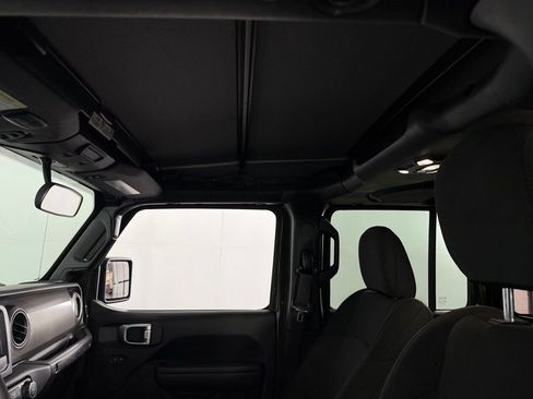 Used 2023 Jeep Wrangler Unlimited w/ Cold Weather Group image 24