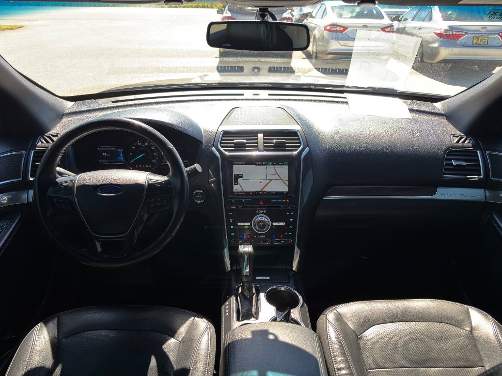 Used 2016 Ford Explorer Limited FWD image 12