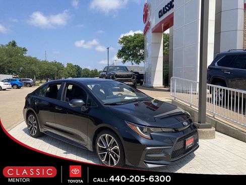 Used 2020 Toyota Corolla XSE FWD image 1