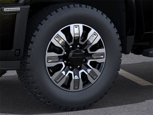 New 2026 GMC Sierra 3500 Denali w/ Denali Reserve Package image 9