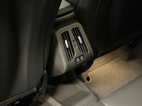 Used 2025 BMW X2 xDrive28i image 29