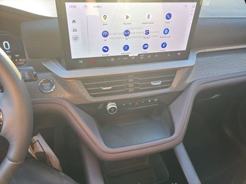 New 2026 Ford Explorer Platinum image 24