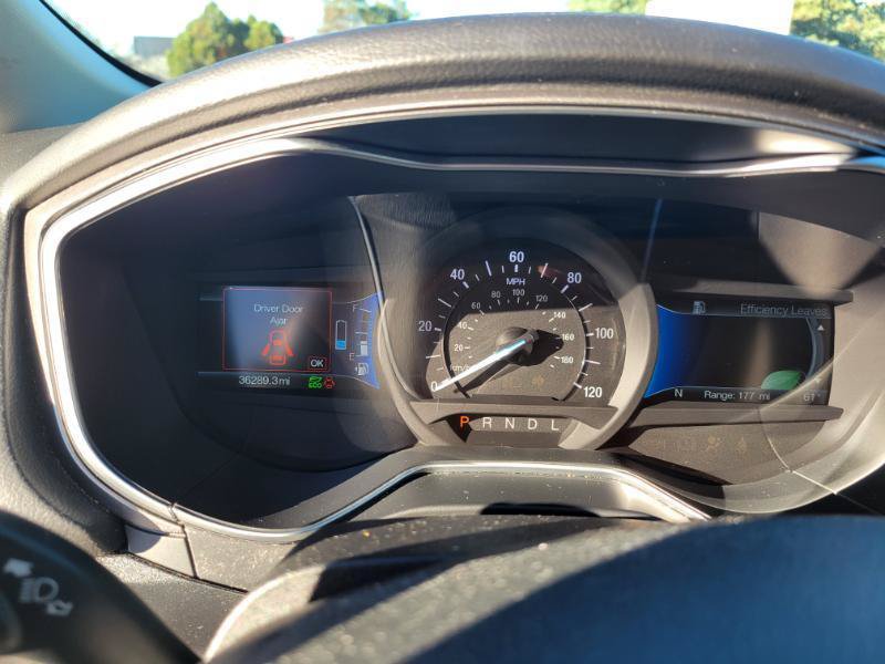 Used 2018 Ford Fusion S FWD image 33