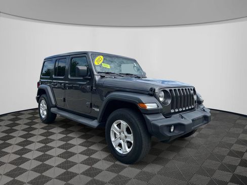 Used 2021 Jeep Wrangler Unlimited Sport w/ Sun And Sound Package AWD/4WD image 8