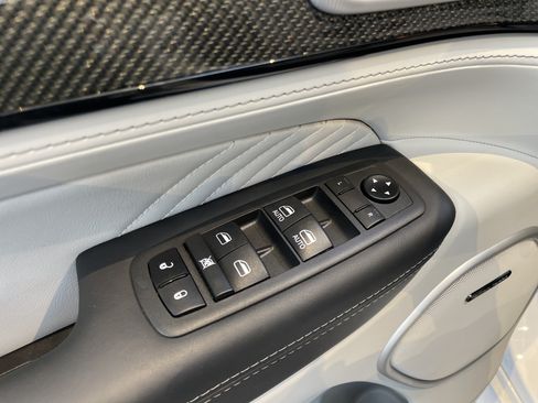 Used 2021 Jeep Grand Cherokee Trackhawk AWD/4WD image 17