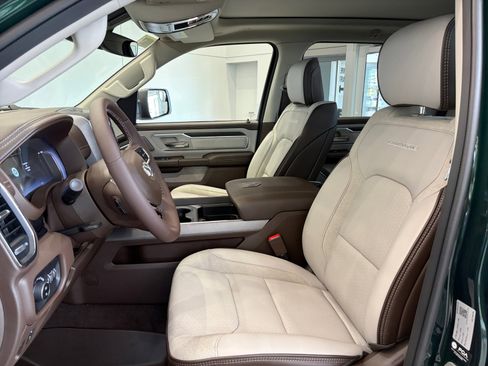 New 2026 RAM 1500 Laramie AWD/4WD image 15