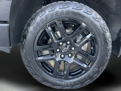 Used 2024 Chevrolet Silverado 1500 Custom Trail Boss image 33