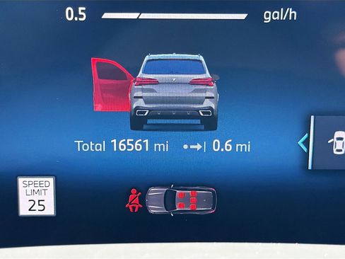 Certified 2025 BMW X5 xDrive40i image 42