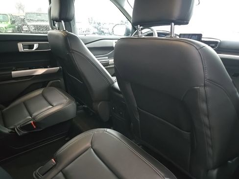 Used 2023 Ford Explorer XLT w/ Equipment Group 202A image 77