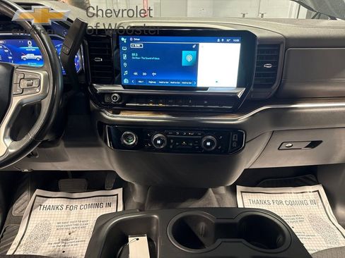 Used 2024 Chevrolet Silverado 1500 LT image 20