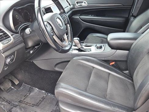 Used 2022 Jeep Grand Cherokee Laredo X image 15