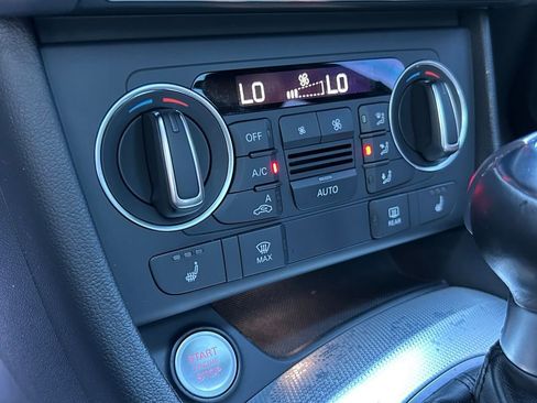 Used 2016 Audi Q3 2.0T Premium Plus image 26