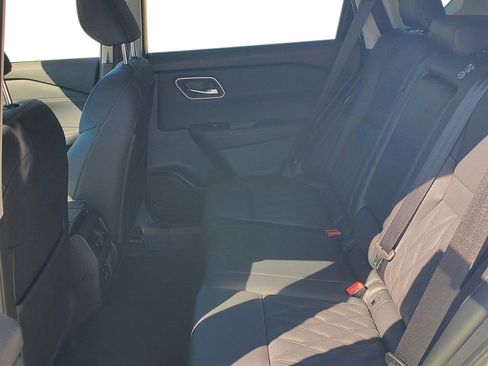 New 2026 Nissan Rogue Platinum image 22