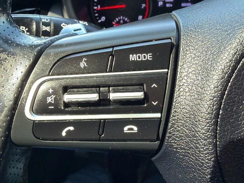 Used 2021 Kia Stinger GT-Line AWD/4WD image 12