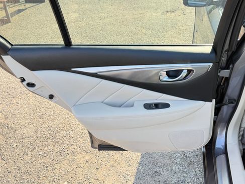 Used 2014 INFINITI Q50 AWD w/ Moonroof Package image 30