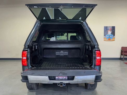 Used 2018 Chevrolet Silverado 1500 LT w/ All Star Edition AWD/4WD image 6