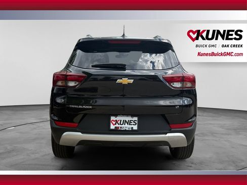 Used 2022 Chevrolet TrailBlazer LT FWD image 9