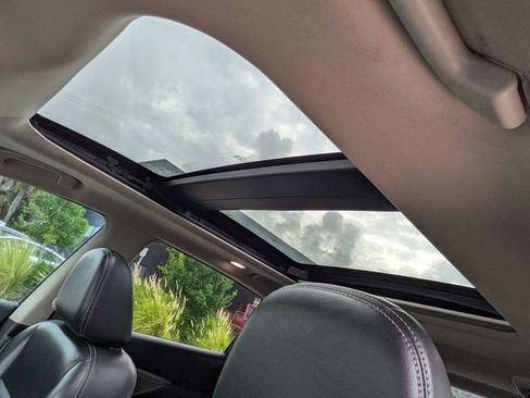 Used 2018 Nissan Murano Platinum FWD image 22