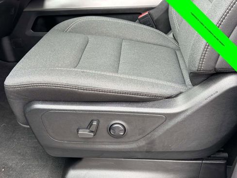 Used 2022 RAM 1500 Big Horn image 5