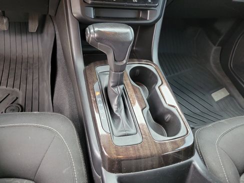 Used 2019 GMC Canyon SLE w/ SLE Convenience Package image 23