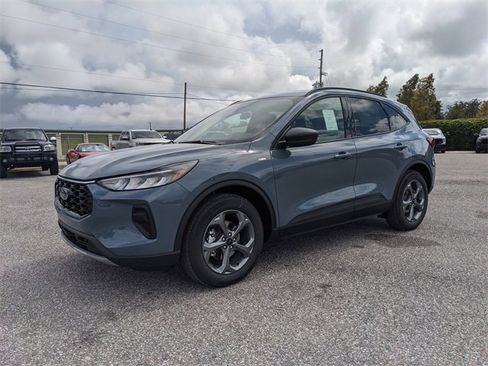 New 2026 Ford Escape ST-Line w/ Tech Pack #1 image 8