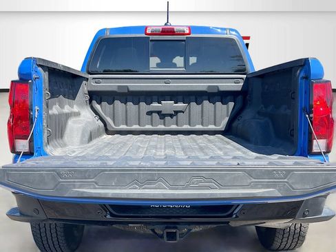 Used 2025 Chevrolet Colorado Trail Boss AWD/4WD image 25