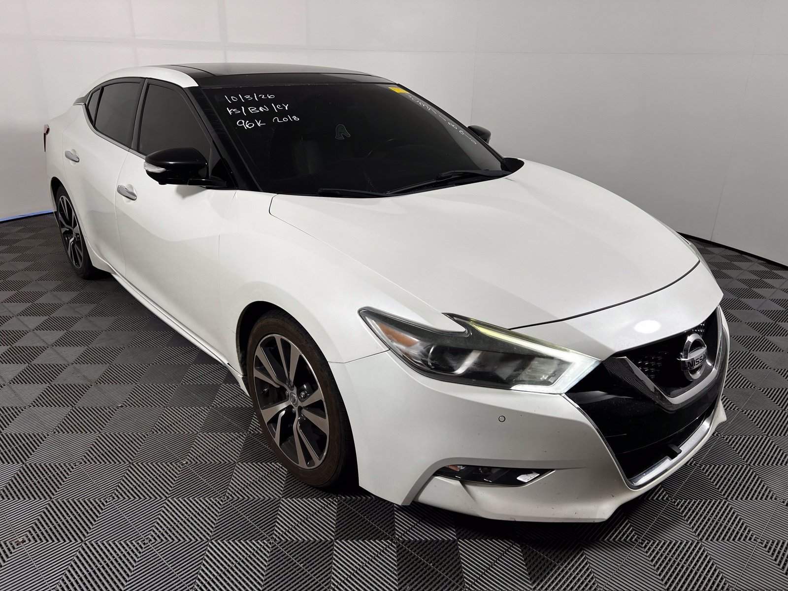 Used 2018 Nissan Maxima Platinum FWD image 3