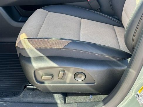 New 2026 Chevrolet Equinox ACTIV w/ Convenience Package III image 11