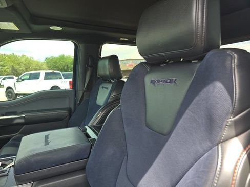 Certified 2022 Ford F150 Raptor w/ Raptor 37 Performance Package AWD/4WD image 10