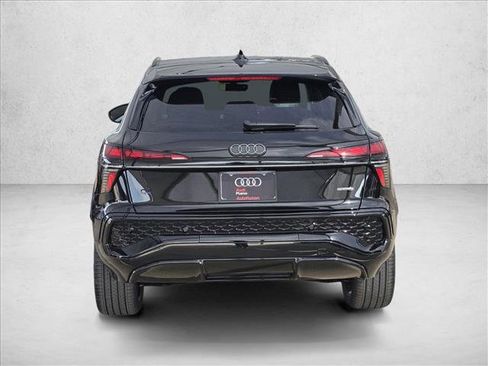 New 2026 Audi Q3 quattro 2.0T AWD/4WD image 6