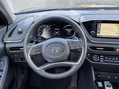 Used 2021 Hyundai Sonata Limited image 10