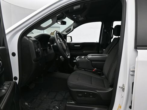 Used 2024 Chevrolet Silverado 1500 Custom RWD image 10