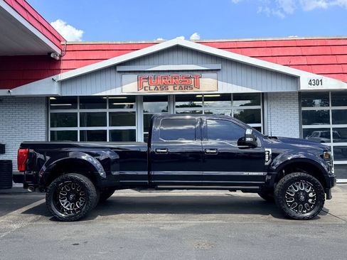 Used 2022 Ford F450 Platinum AWD/4WD image 2