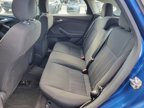Used 2018 Ford Focus SE w/ Cold Weather Package image 31