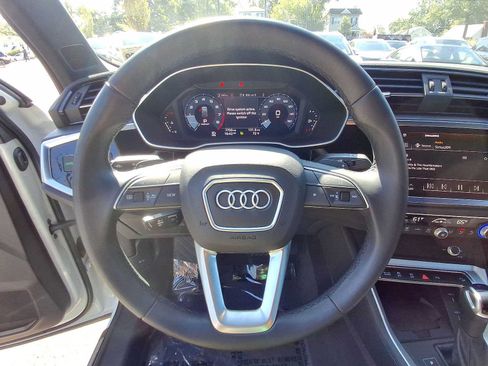 Used 2024 Audi Q3 2.0T Premium w/ Convenience Package AWD/4WD image 22