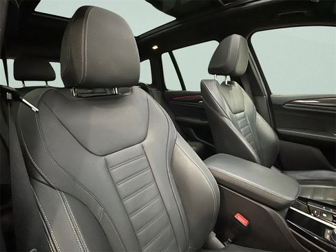 Used 2021 BMW X3 M40i image 17