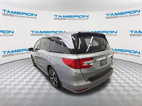Used 2018 Honda Odyssey Elite image 3