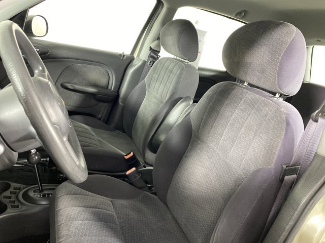 Used 2005 Chrysler PT Cruiser FWD image 12