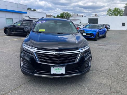Used 2024 Chevrolet Equinox LT AWD/4WD image 2