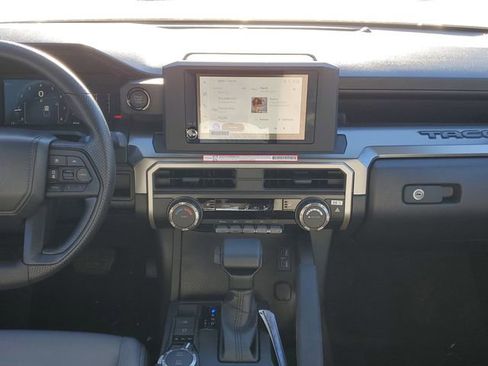 Used 2025 Toyota Tacoma SR5 image 25